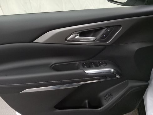 New 2026 Chevrolet Traverse LT w/ Driver Confidence Package image 23