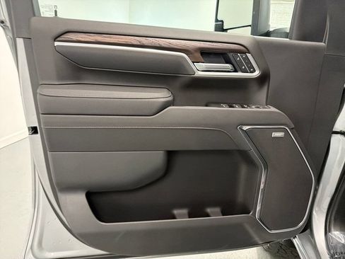 New 2026 GMC Sierra 2500 SLT AWD/4WD image 12
