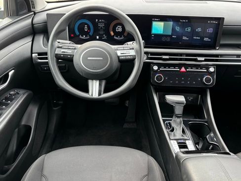 Used 2025 Hyundai Tucson SEL image 11