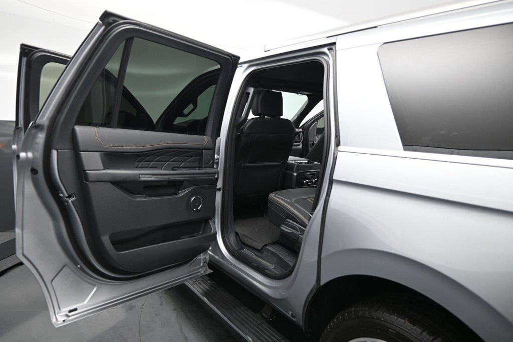 Certified 2023 Ford Expedition Max Platinum AWD/4WD image 17