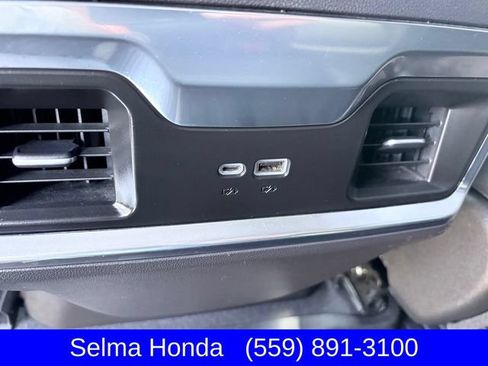 Used 2023 GMC Sierra 1500 SLT w/ SLT Premium Package AWD/4WD image 9