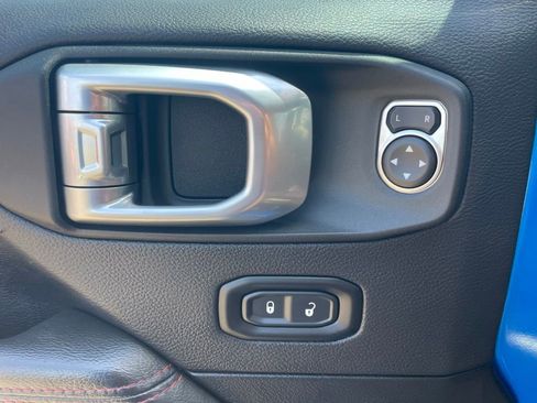 Used 2022 Jeep Gladiator Rubicon AWD/4WD image 28