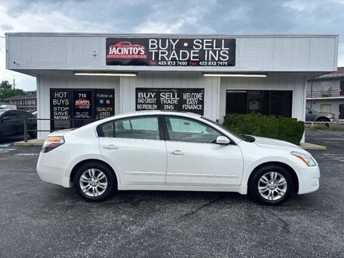 Used 2011 Nissan Altima 2.5 SL w/ 2.5SL Pkg FWD image 1