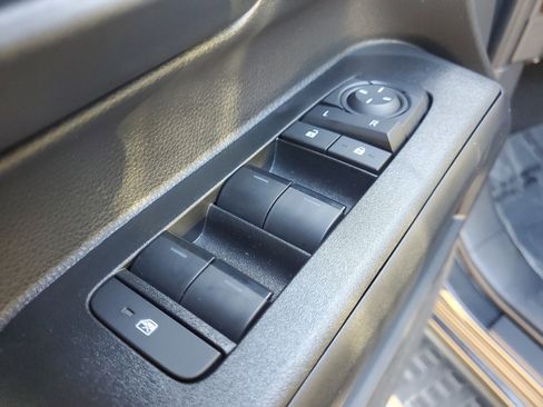 Used 2025 Toyota 4Runner TRD Off-Road Premium image 19