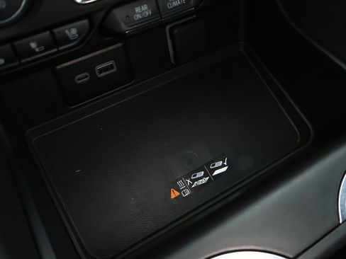 Certified 2024 Chevrolet Tahoe High Country image 24