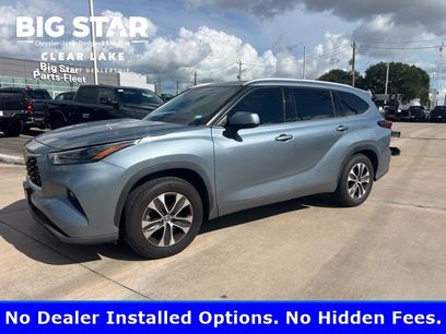 Used 2022 Toyota Highlander XLE