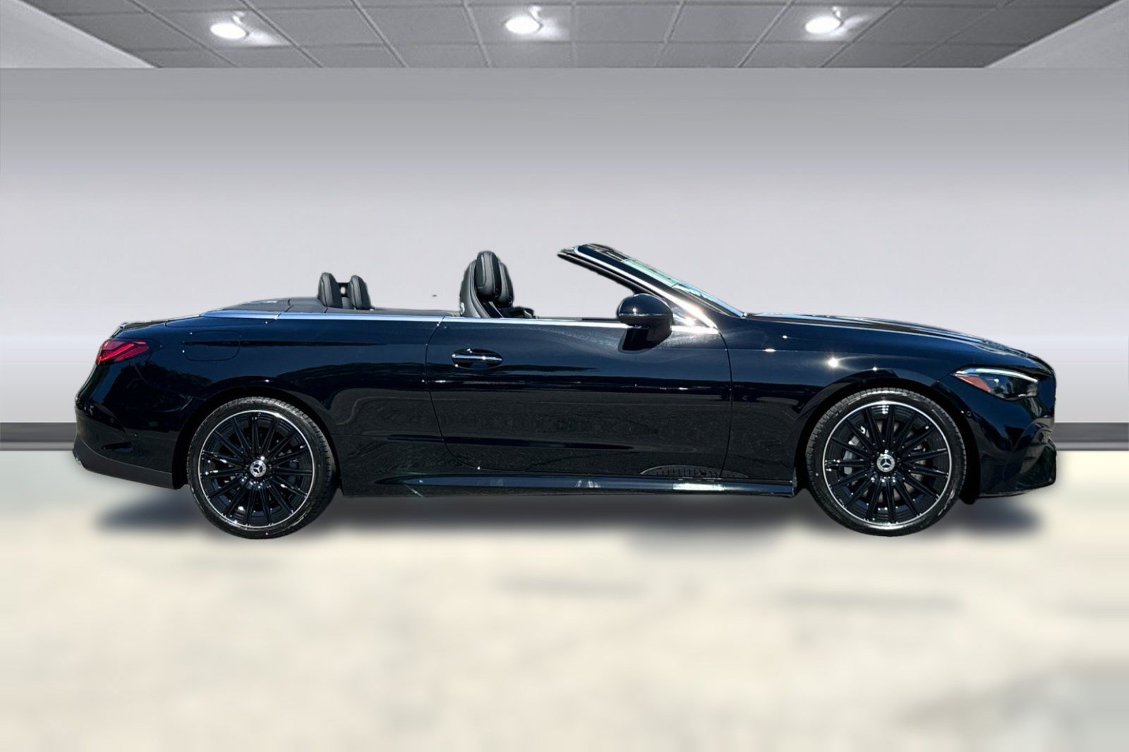 New 2026 Mercedes-Benz CLE 450 4MATIC Cabriolet image 8