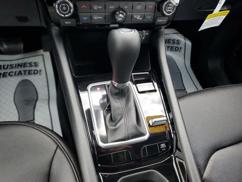 New 2026 Jeep Compass Limited image 19