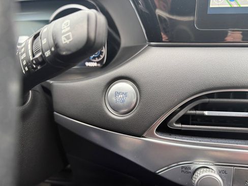 Used 2020 Hyundai Palisade Limited image 23