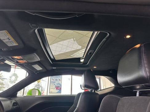 Used 2023 Dodge Challenger R/T Scat Pack image 21