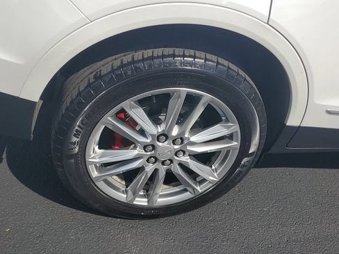 Certified 2024 Cadillac XT5 Sportv w/ LPO, Floor Liner Package AWD/4WD image 6