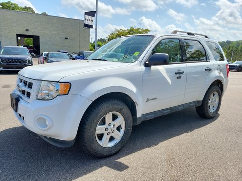 Used 2011 Ford Escape 4WD Hybrid image 17