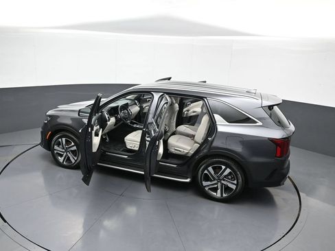 Certified 2023 Kia Sorento SX Prestige AWD/4WD image 46
