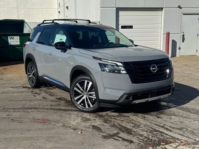 New 2025 Nissan Pathfinder Platinum