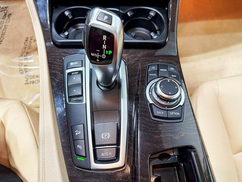 Used 2012 BMW 528i xDrive Sedan image 18