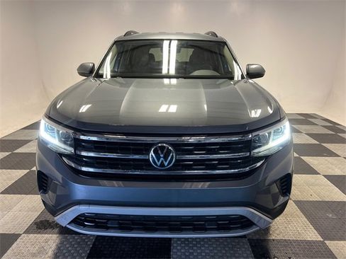 Certified 2022 Volkswagen Atlas SE image 2