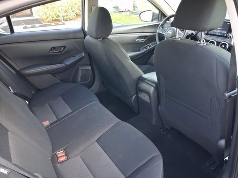 Used 2024 Nissan Sentra SV FWD image 29