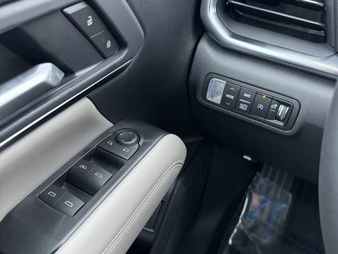 New 2026 GMC Terrain Elevation w/ Elevation Premium Package image 12