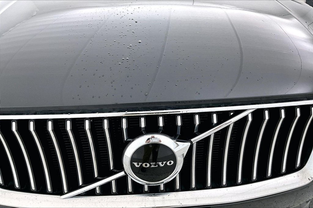 Used 2021 Volvo XC90 T5 Momentum w/ Climate Package FWD image 35