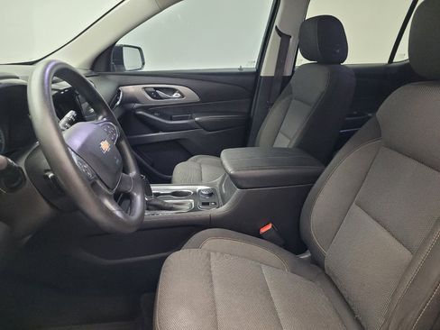 Used 2019 Chevrolet Traverse LS w/ LPO, Blackout Package FWD image 17