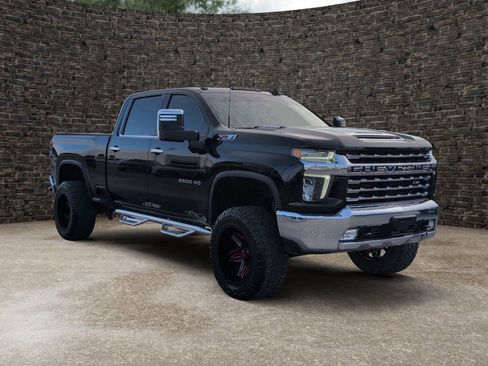 Used 2023 Chevrolet Silverado 2500 LTZ AWD/4WD image 2