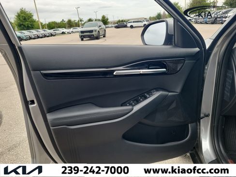 New 2026 Kia Seltos S FWD image 19