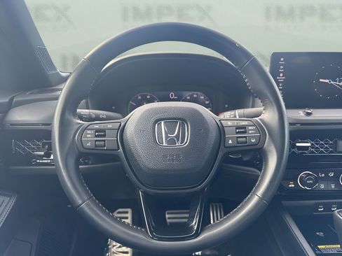 Used 2025 Honda Accord Sport image 14