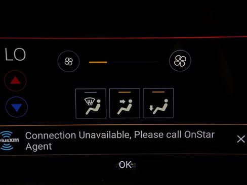 Used 2021 Chevrolet Camaro LT w/ Technology Package image 27