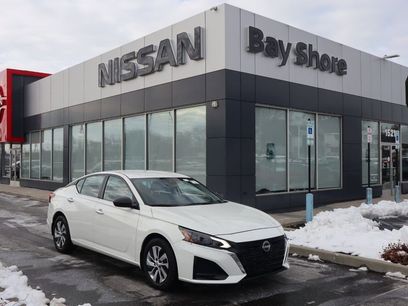 Certified 2025 Nissan Altima 2.5 S