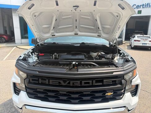 Certified 2025 Chevrolet Silverado 1500 W/T RWD image 11