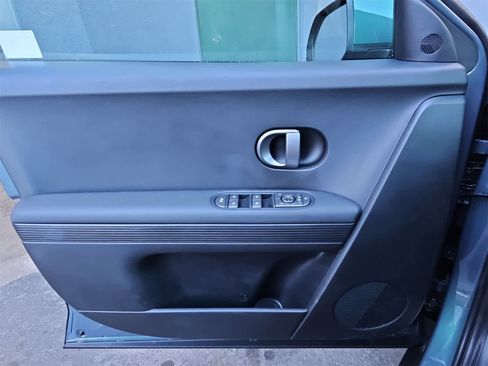 Used 2025 Hyundai Ioniq 5 SEL image 28