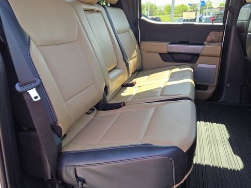 Used 2024 Ford F250 Lariat w/ Lariat Ultimate Package AWD/4WD image 9