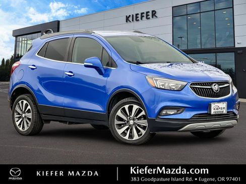 Used 2018 Buick Encore Preferred image 1