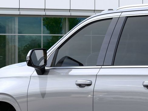 New 2025 Cadillac Escalade ESV Premium Luxury AWD/4WD image 36