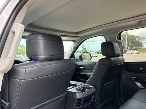 New 2024 Toyota Tundra Limited w/ Power Package image 32