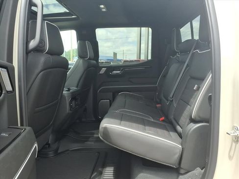 New 2026 GMC Sierra 1500 AT4X AWD/4WD image 15