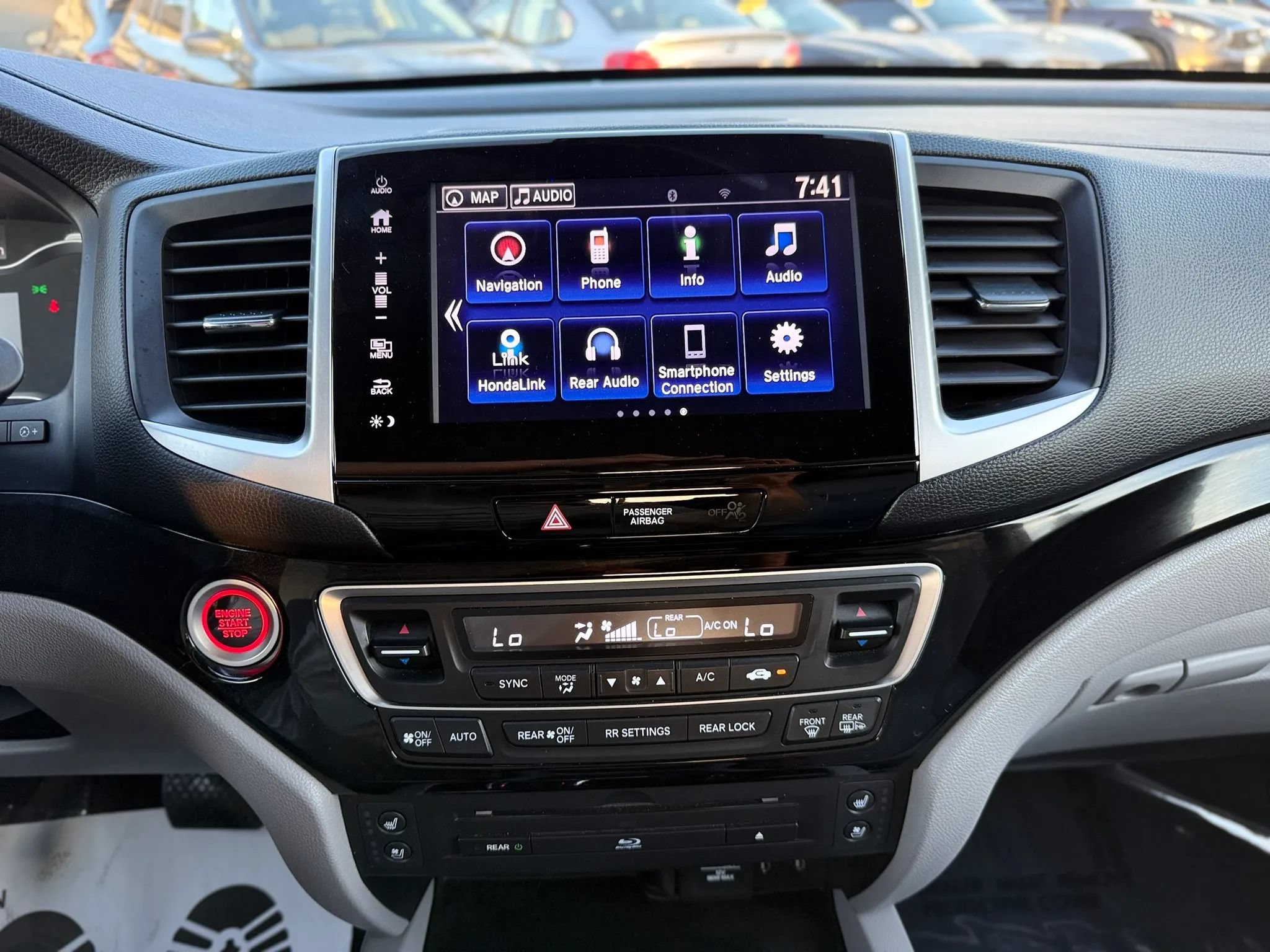 Used 2017 Honda Pilot Elite image 36