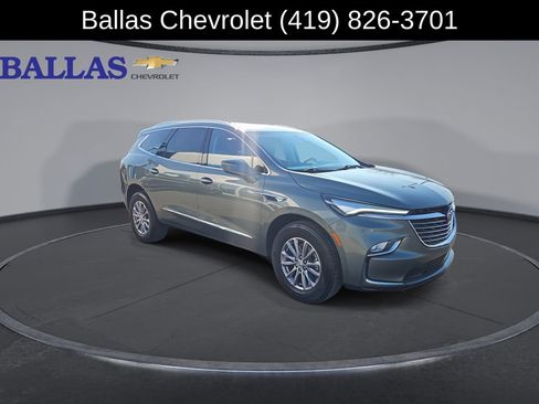 Certified 2023 Buick Enclave Essence AWD/4WD image 2