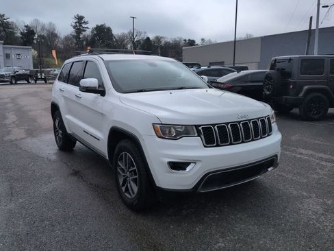 Certified 2018 Jeep Grand Cherokee Limited image 2
