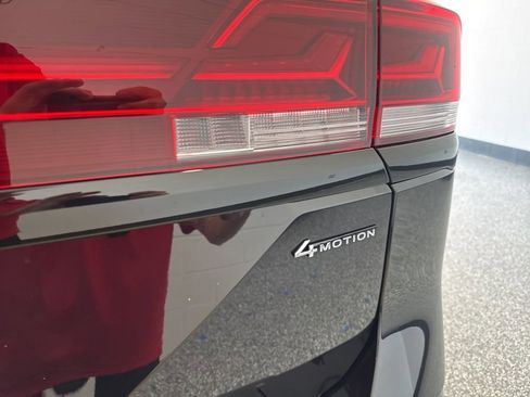 New 2026 Volkswagen Atlas Peak Edition AWD/4WD image 9