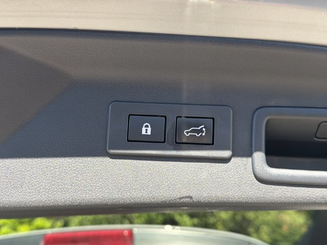 Used 2025 Subaru Forester Limited AWD/4WD image 41