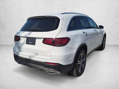 Used 2022 Mercedes-Benz GLC 300 image 5