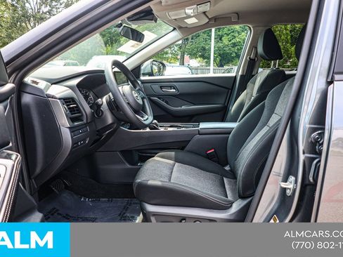 Used 2024 Nissan Rogue SV FWD image 17