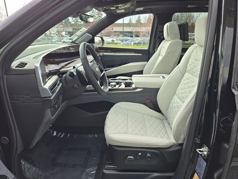 New 2026 Cadillac Escalade ESV Platinum Sport image 23