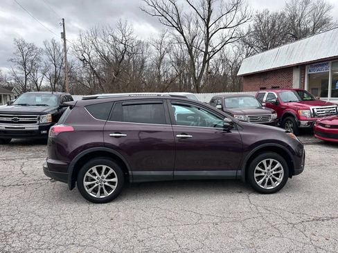 Used 2018 Toyota RAV4 Limited image 4