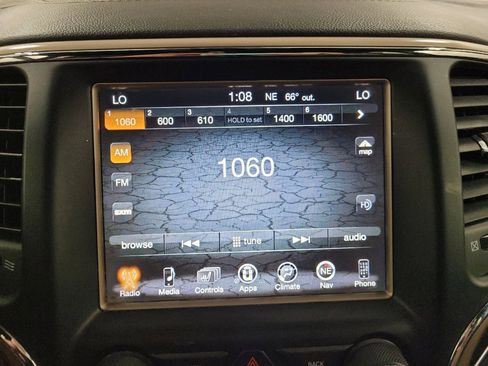 Used 2017 Jeep Grand Cherokee Overland AWD/4WD image 25