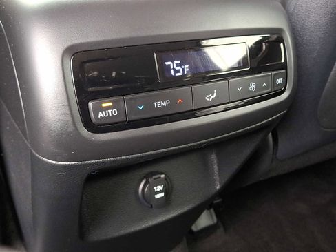 Used 2023 Hyundai Palisade SEL image 12