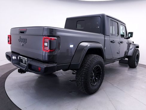 Used 2021 Jeep Gladiator Sport AWD/4WD image 18