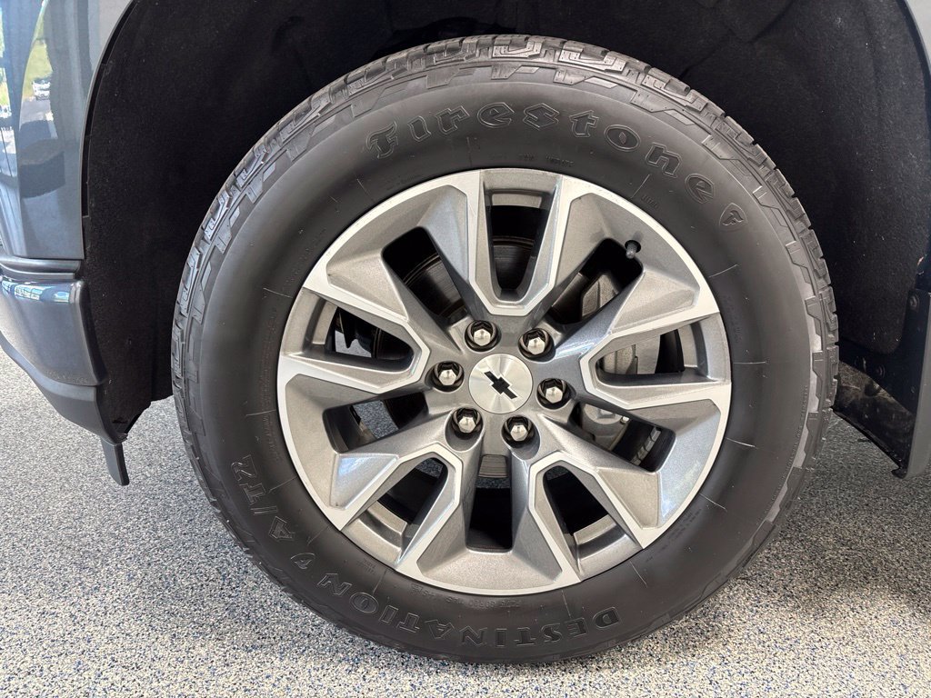 Used 2019 Chevrolet Silverado 1500 RST AWD/4WD image 46