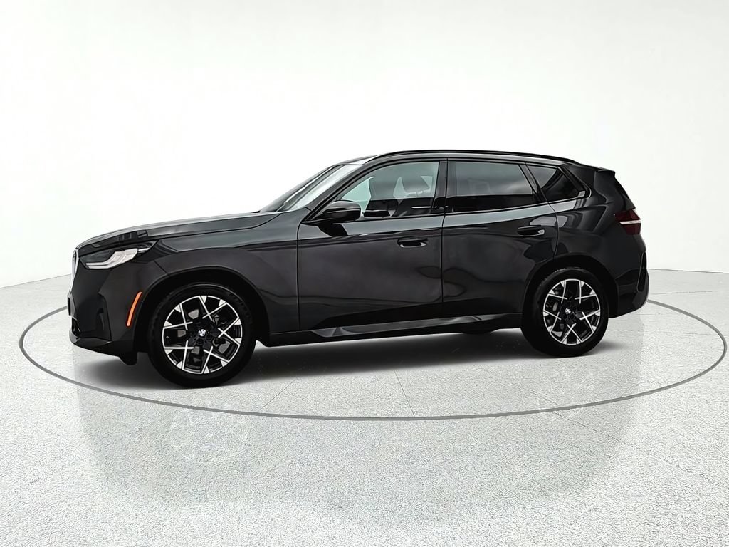 Used 2025 BMW X3 xDrive30i AWD/4WD image 3